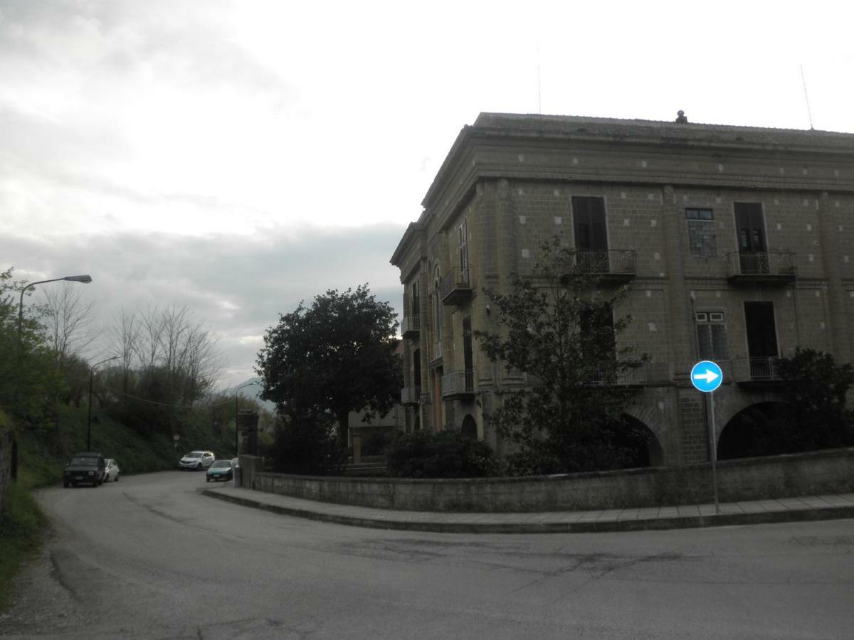 Casa De Falco Bed & Breakfast Fisciano Exterior photo
